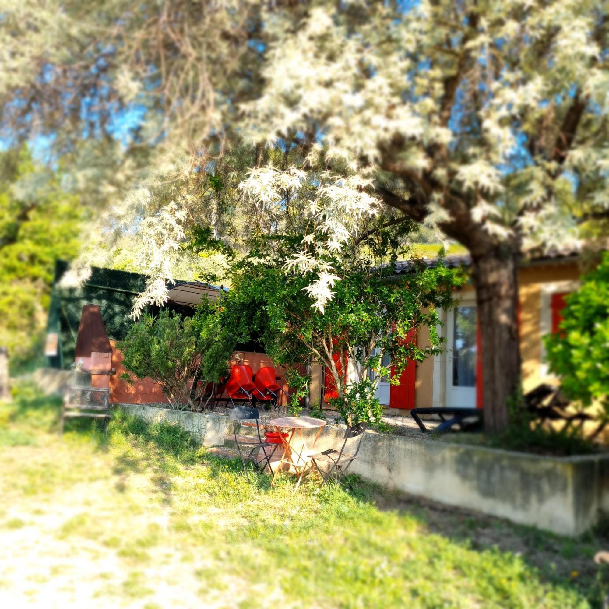 L'Oustaou Du Luberon Et Spa Villelaure Buitenkant foto